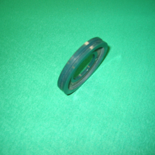 Puleggia in PU verde colata in stampo e ripresa al tornio