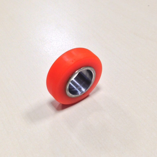 Ruota in acciaio rivestita con poliuretano colato in stampo