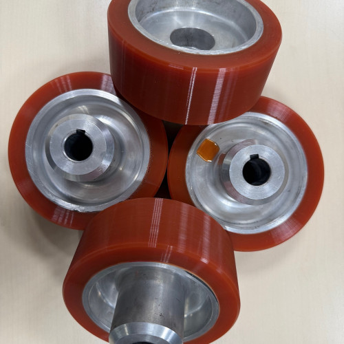 rivestimento PU Sh.A 85/90 su ruota cliente mm.102